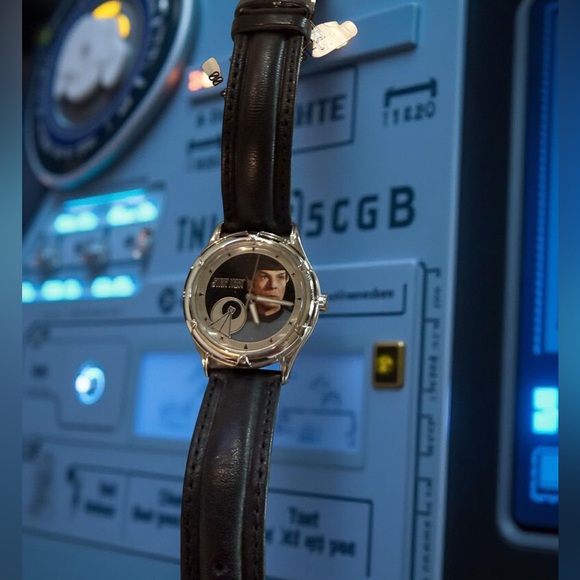 NWT Fossil Star Trek Limited Edition Watch Spock new battery only 5000 made - Picture 1 of 15